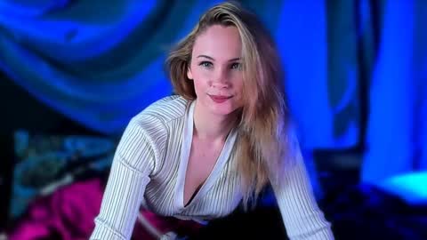 Snapshot of margaux_corsets6641000 chatting on December 2024 09:22:02 AM margaux_corsets6641000 online show from December 2024 09:22:02 AM