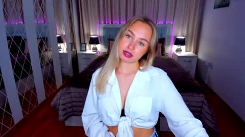 MargoSugar online show from June 2026 11:08:01 AM