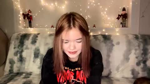 Lina online show from February 2026 09:13:01 PM