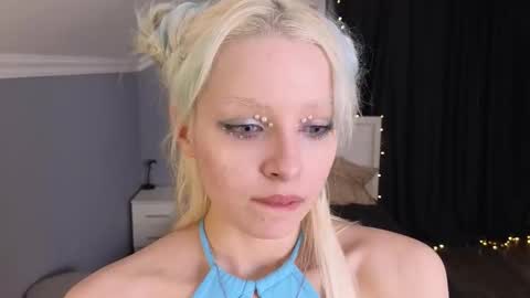 Snapshot of mari_clay chatting on February 2026 12:23:01 PM Milena online show from February 2026 12:23:01 PM