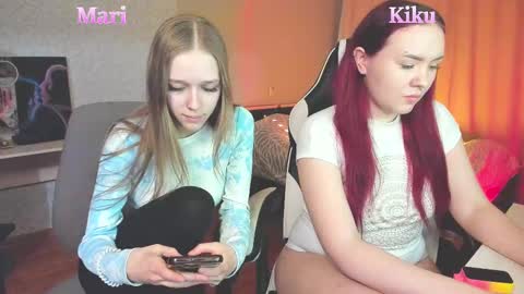 Snapshot of mari_kiku chatting on February 2025 07:28:02 PM Kiku and Marii - online show from February 2025 07:28:02 PM