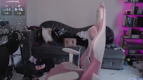 mari moore online show from September 2025 08:15:02 AM