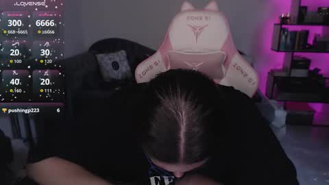 mari moore online show from November 2025 07:53:01 AM