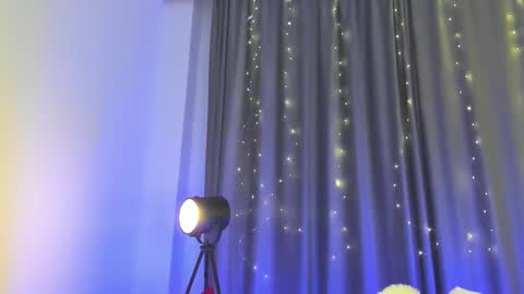 Snapshot of mari_nett chatting on January 2025 02:10:02 AM mari_nett online show from January 2025 02:10:02 AM