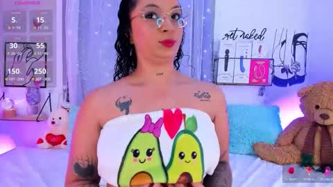 Mari Sweett  online show from February 2026 07:42:02 PM