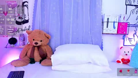 Mari Sweett  online show from May 2026 08:06:02 PM