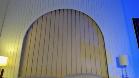 Maria  online show from November 2025 11:42:01 AM