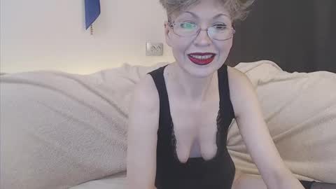 Mari online show from April 2026 11:06:01 AM