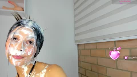 S O F I A  model independent online show from December 2024 06:32:01 AM