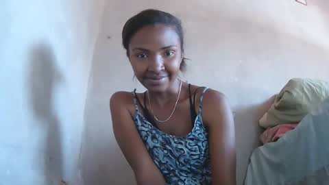 Snapshot of mariah586 chatting on October 2025 05:29:02 AM Maria online show from October 2025 05:29:02 AM