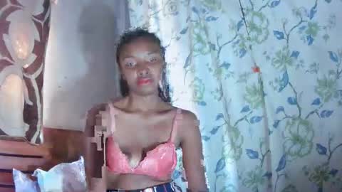 Snapshot of mariah586 chatting on November 2025 10:26:01 AM Maria online show from November 2025 10:26:01 AM