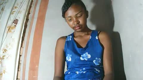 Snapshot of mariah586 chatting on November 2025 01:39:01 AM Maria online show from November 2025 01:39:01 AM