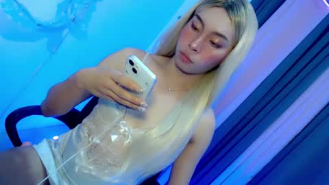 Snapshot of mariah_monroex chatting on July 2026 03:36:02 AM Mariah monroexs Blow and Free Webcam online show from July 2026 03:36:02 AM