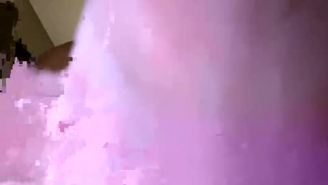 mariah_travis online show from May 2026 01:34:01 AM