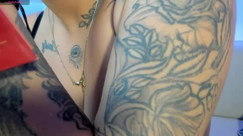 MARIA HERRERA  online show from April 2026 08:42:02 PM