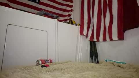 Snapshot of mariahjsav95 chatting on December 2025 01:57:02 AM MariahJade95 online show from December 2025 01:57:02 AM