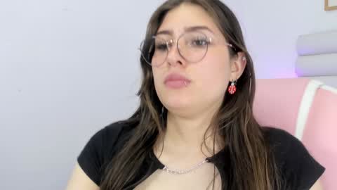 Mariam online show from December 2024 10:59:02 PM