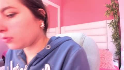 Mariam online show from September 2025 07:36:01 PM