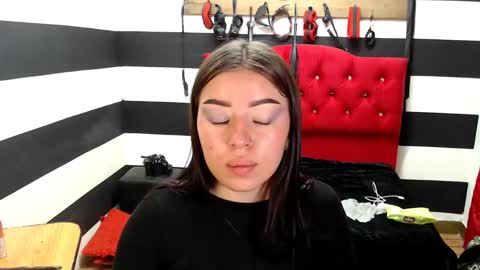 Marian online show from February 2025 02:47:02 AM