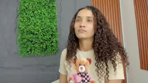 Snapshot of marian_rios chatting on March 2025 05:06:02 PM Marian online show from March 2025 05:06:02 PM