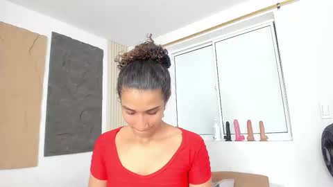 Snapshot of marian_rios chatting on October 2025 11:01:01 AM Marian online show from October 2025 11:01:01 AM