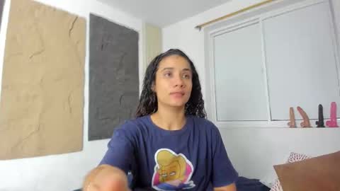 Snapshot of marian_rios chatting on November 2025 10:52:02 AM Marian online show from November 2025 10:52:02 AM