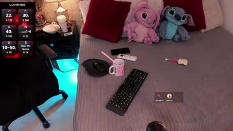 Mar y online show from October 2025 03:20:02 PM