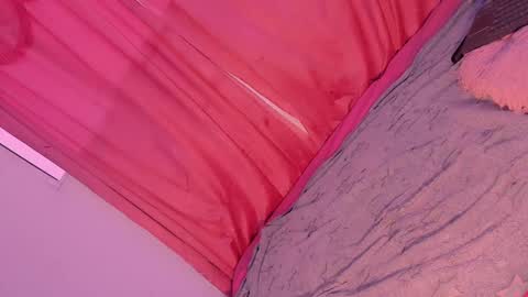 Mariana online show from November 2025 11:47:01 AM