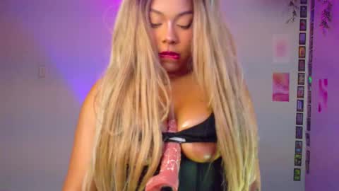 Snapshot of marianapradax chatting on January 2026 10:02:02 PM Mariana Prada online show from January 2026 10:02:02 PM