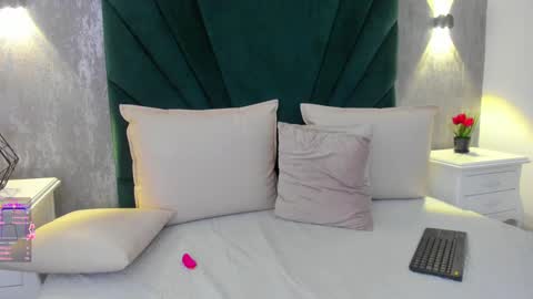 Snapshot of marianasanz chatting on December 2024 11:25:01 PM Mariana online show from December 2024 11:25:01 PM