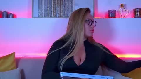 Maria online show from February 2025 06:40:01 AM