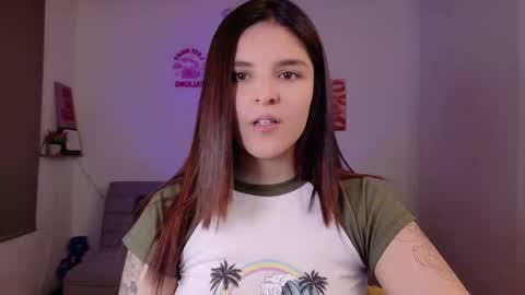 mariangeel_ online show from October 2025 10:55:02 PM