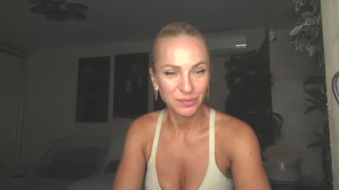 Snapshot of marianna1977 chatting on July 2026 07:30:01 PM marianna1977 online show from July 2026 07:30:01 PM