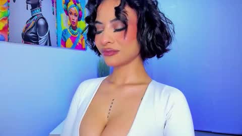 Snapshot of marianne__ chatting on February 2026 04:46:02 AM M A R I A N E online show from February 2026 04:46:02 AM