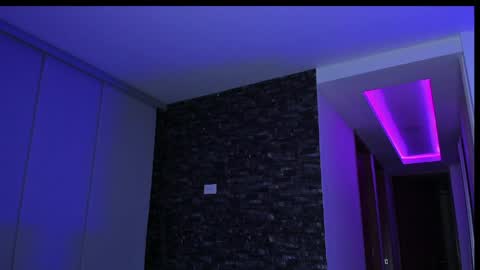 Snapshot of marianne__ chatting on March 2026 06:52:02 AM M A R I A N E online show from March 2026 06:52:02 AM