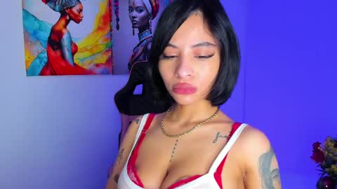Snapshot of marianne__ chatting on April 2026 06:25:01 AM M A R I A N E online show from April 2026 06:25:01 AM