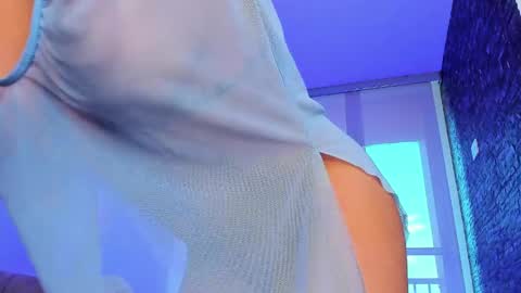 Snapshot of marianne__ chatting on June 2026 11:01:02 AM M A R I A N E online show from June 2026 11:01:02 AM