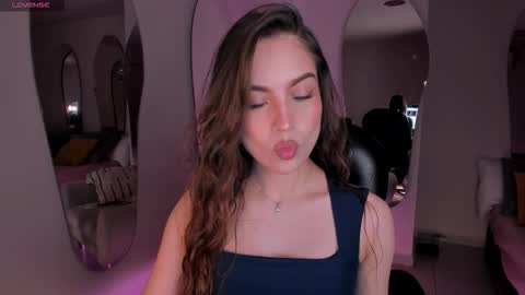 Marianne  online show from March 2026 07:53:02 PM