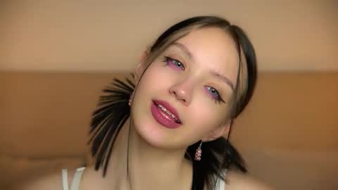 Rachel online show from November 2025 08:19:02 PM