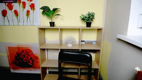 Mariia online show from March 2025 06:16:01 PM