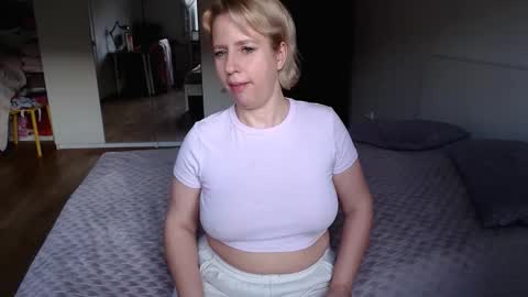 Maria online show from October 2025 06:25:01 AM