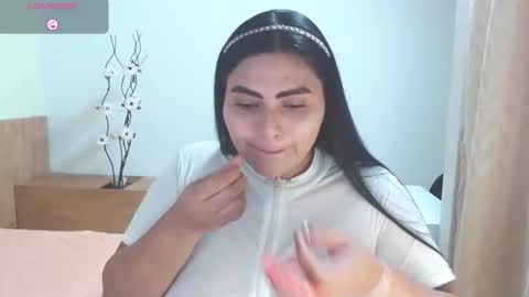 mariavex online show from December 2025 08:46:01 PM