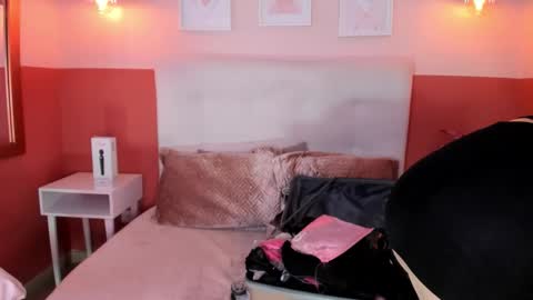 Snapshot of marie_bass chatting on March 2026 01:29:02 PM marie_bass online show from March 2026 01:29:02 PM