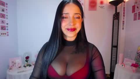 Nicolle online show from July 2026 03:42:02 AM