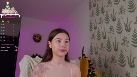 Snapshot of marie_diaze chatting on January 2025 05:06:02 AM Marie LEAVE YOUR WITH ME online show from January 2025 05:06:02 AM