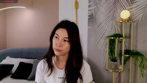 Snapshot of marie_diaze chatting on May 2026 05:15:01 AM Marie LEAVE YOUR WITH ME online show from May 2026 05:15:01 AM