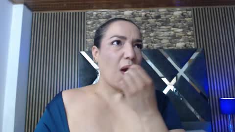 Snapshot of marie_hss chatting on November 2025 07:40:02 PM marie_hss online show from November 2025 07:40:02 PM