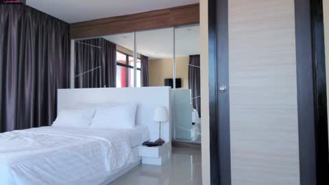 Snapshot of marie_jacob chatting on January 2025 08:05:01 AM Marie online show from January 2025 08:05:01 AM