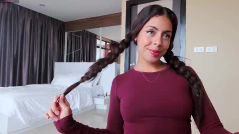 Snapshot of marie_jacob chatting on October 2025 08:09:02 AM Marie online show from October 2025 08:09:02 AM