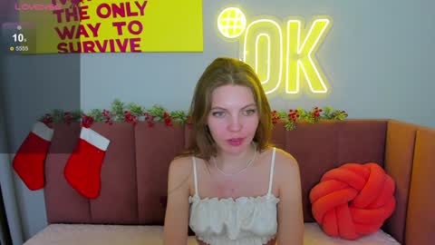 Snapshot of marie_reyes_ chatting on December 2024 04:56:02 AM Mary 3 online show from December 2024 04:56:02 AM